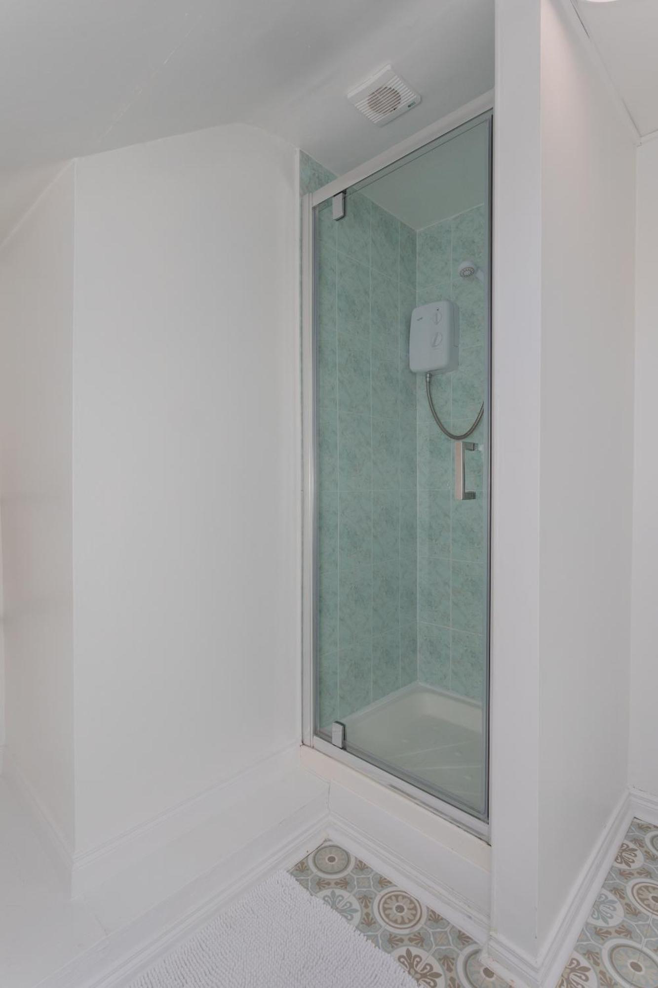 Ardenlee - Stylish 3 Bed Apt Close To City, Parking And Wifi 贝尔法斯特 外观 照片